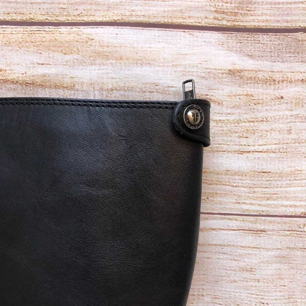 Melissa Button Back‎ Zip